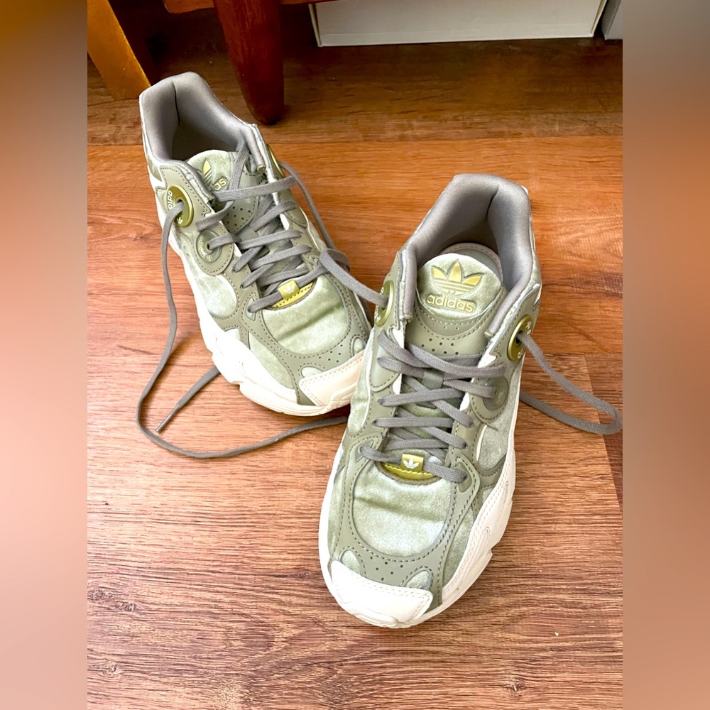 Adidas velvet sneakers